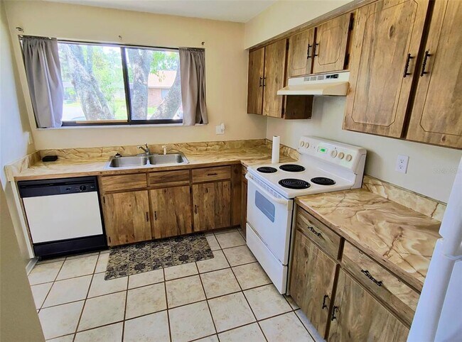 Foto del edificio - 1556 Hancock Ln