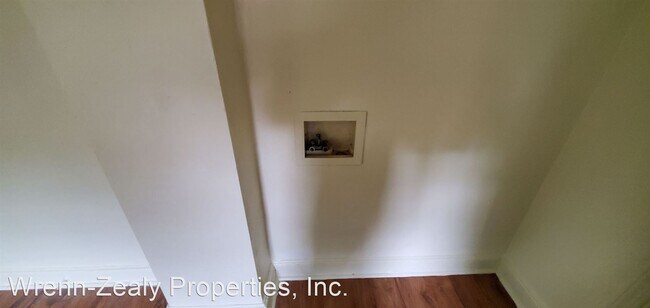 Foto del edificio - 1 br, 1 bath House - 905 Hackett Street