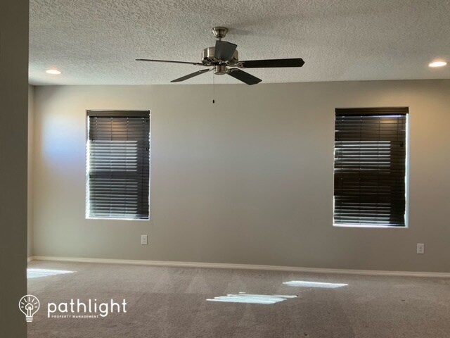 Building Photo - 2321 Estrella Ct NE