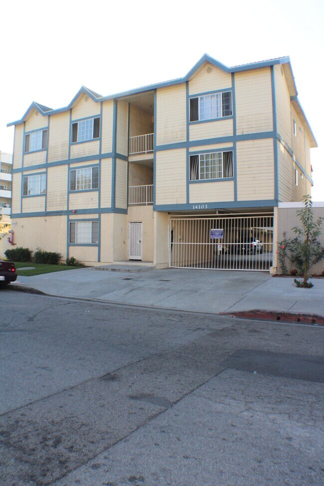Foto del edificio - 14037 Cerise Ave
