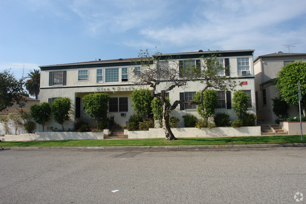 Primary Photo - 1301 Devon Avenue, Westwood