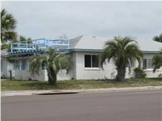 Foto principal - 613 Azalea St
