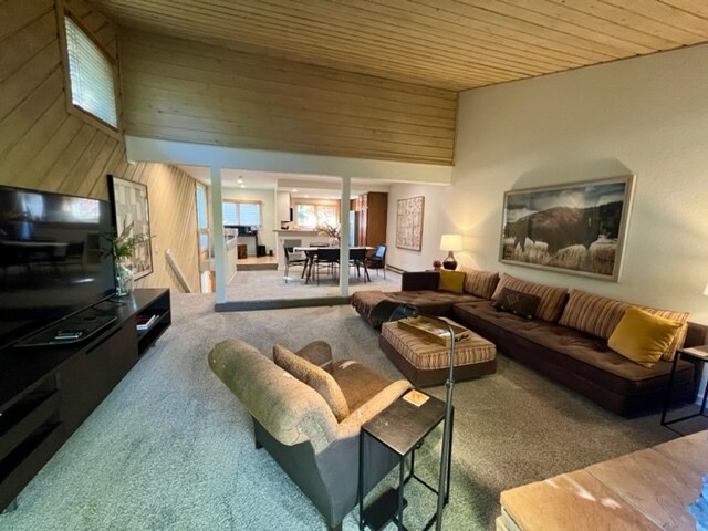 Foto del edificio - 2662 Ridge Ln