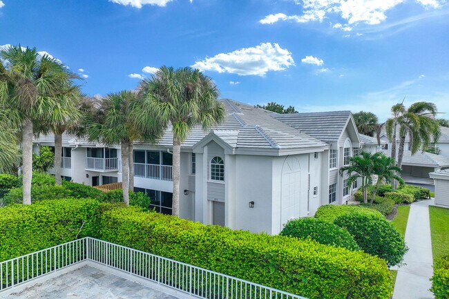 Foto del edificio - 4251 Lake Forest Dr