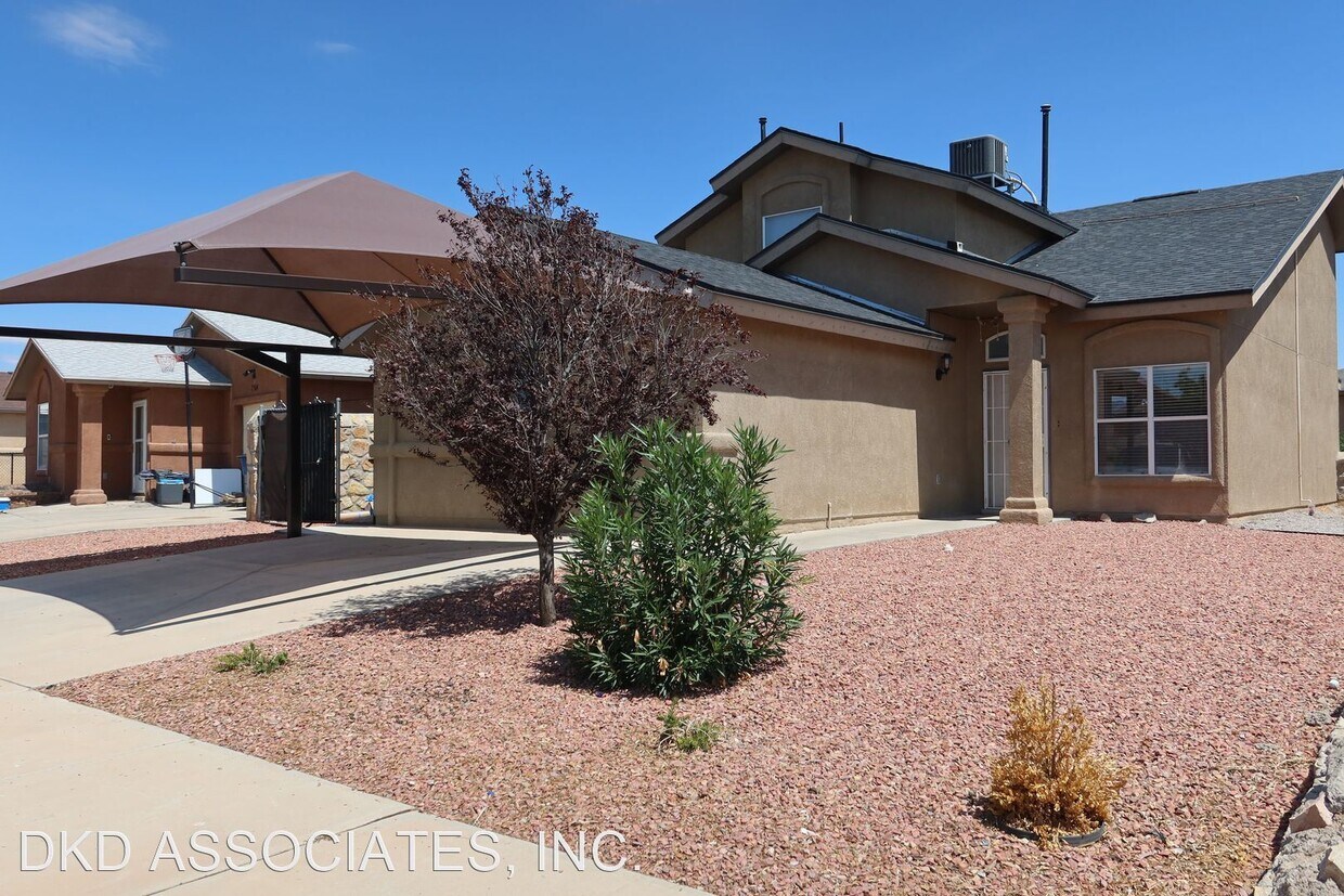 4 br, 2.5 bath House 7378 MESQUITE SUN House Rental in El Paso, TX