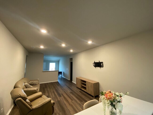 Foto del edificio - Newer 4bedroom home in Brookland School District!