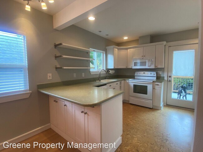 Foto del edificio - 3 br, 2 bath House - 1222 9th Ave SE