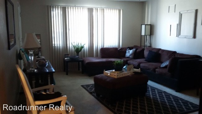 Foto del edificio - 213 Rancho St