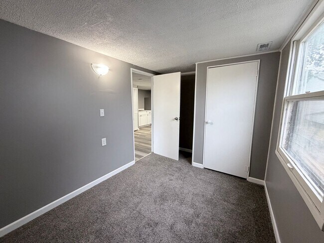 Foto del edificio - Newly renovated 3 bedroom house
