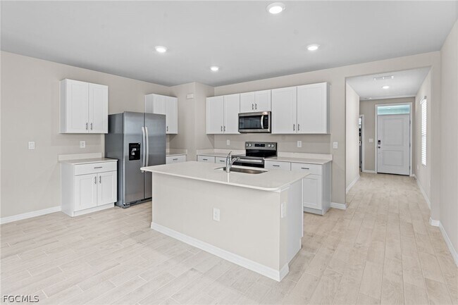 Building Photo - 1150 Brooklands Dr