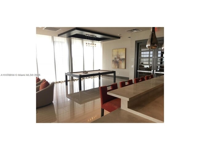 Foto del edificio - 5252 NW 85th Ave