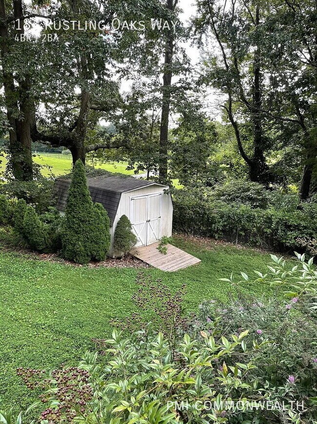 Photo - 183 Rustling Oaks Way House