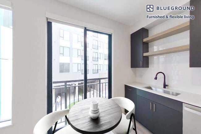 Foto del edificio - 1580 E 39th Ave