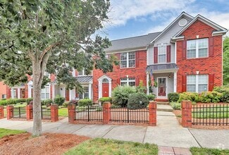 Building Photo - 17743 Delmas Dr