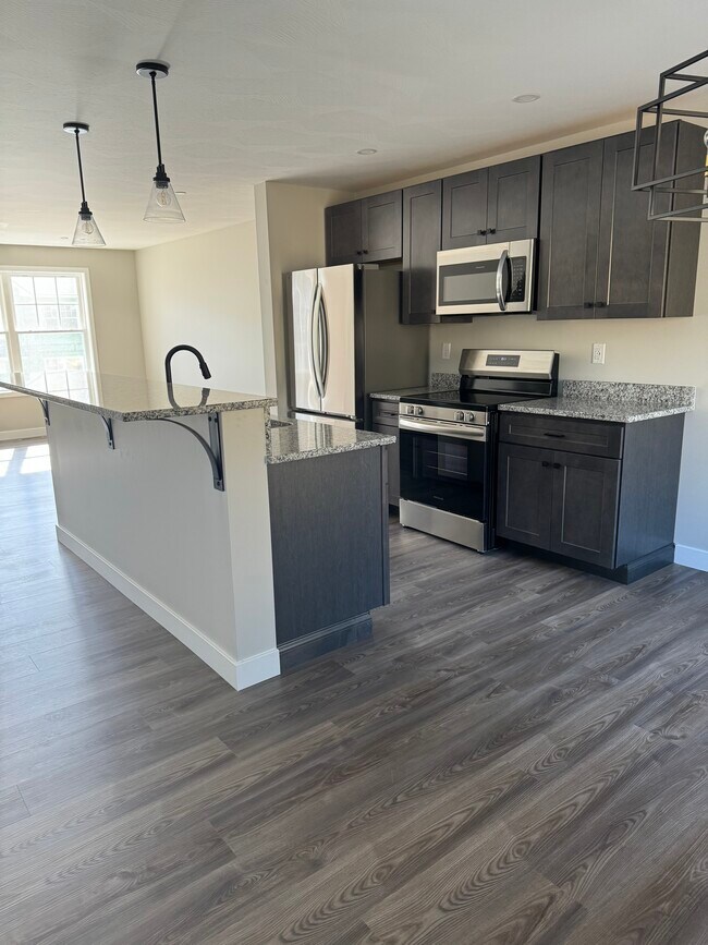 Saddle Rock Apartments in Manchester, NH