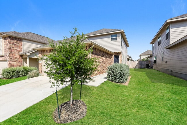 Building Photo - 9315 Evening Shade Ct