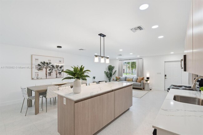 Foto del edificio - 1212 NW 6th Ct
