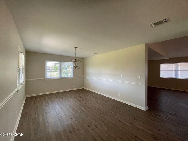 Foto del edificio - 2636 E 40th Plaza