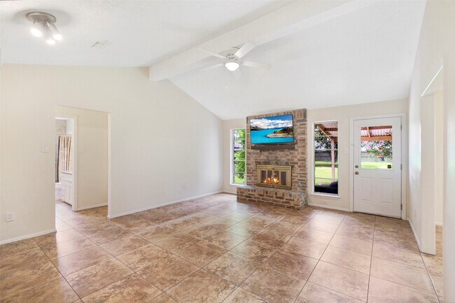 Building Photo - 10314 Paintbrush Ln