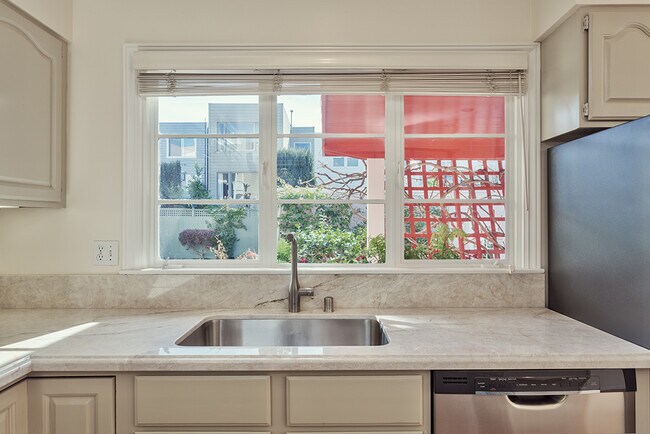 Building Photo - 30 Blackstone Ct