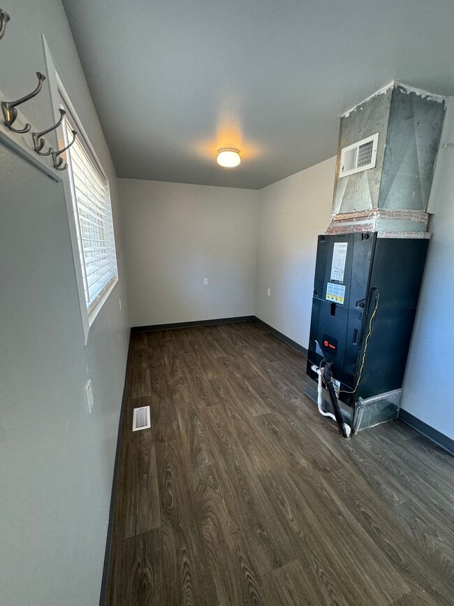 Building Photo - Newly renovated 3 bed / 1 bath