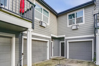 Building Photo - 1718 SE Halyard Ln