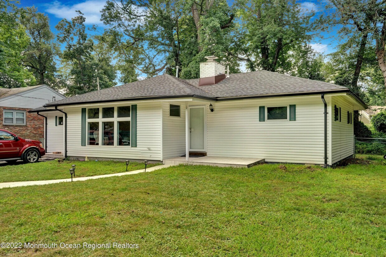 2605 Logan Rd, Wanamassa, NJ 07712 House for Rent in Wanamassa, NJ