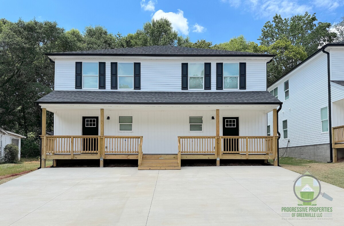 Photo - 6 Robin Hood Rd (Taylors, SC)
