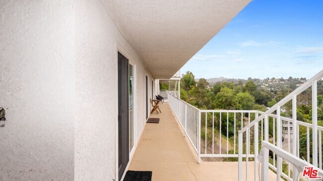Building Photo - 5035 Escobedo Dr