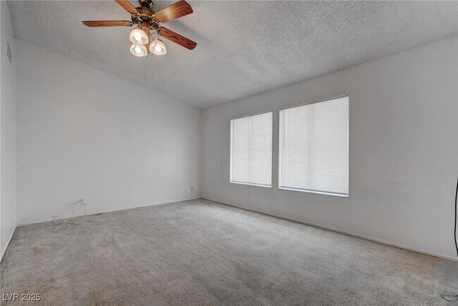 Foto del edificio - 2206 Sunnyslope Ave
