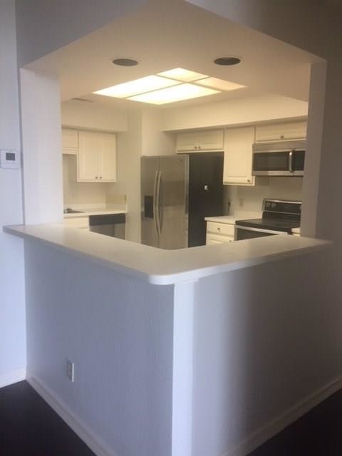 Foto principal - 5200 Keller Springs Rd