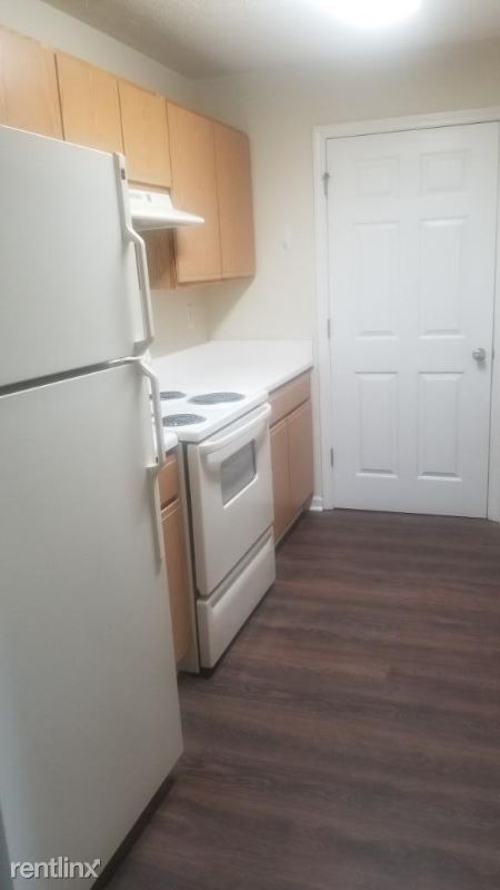 Building Photo - 5202 Fairington Ridge Cir