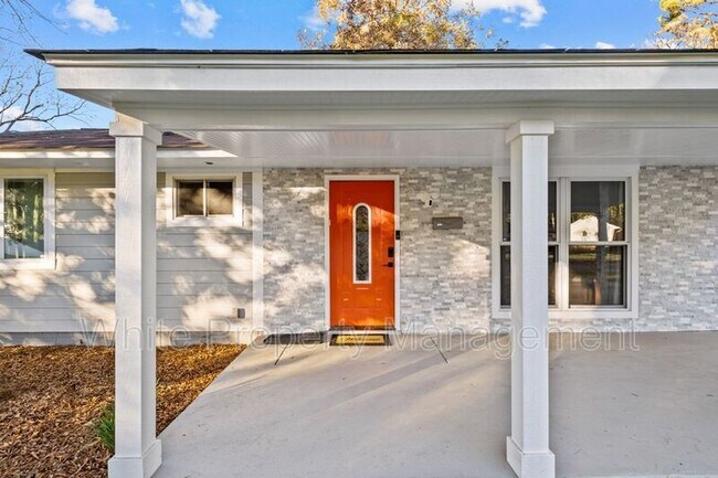 Foto del edificio - 2620 Englehardt St