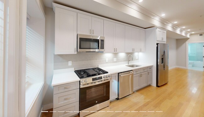 Building Photo - 230 Tremont St