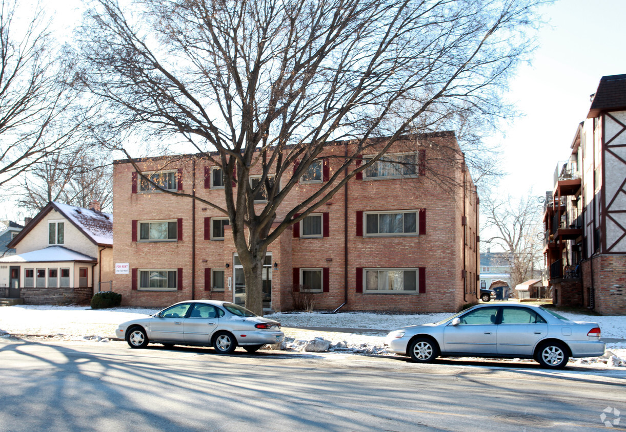 Foto del edificio - 3312 Minnehaha Ave