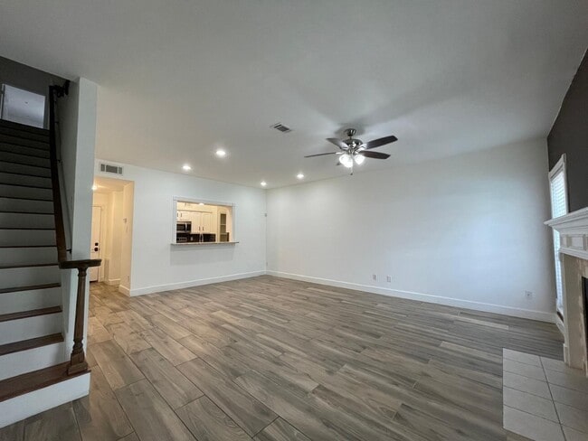 Building Photo - 3800 Tanglewilde St