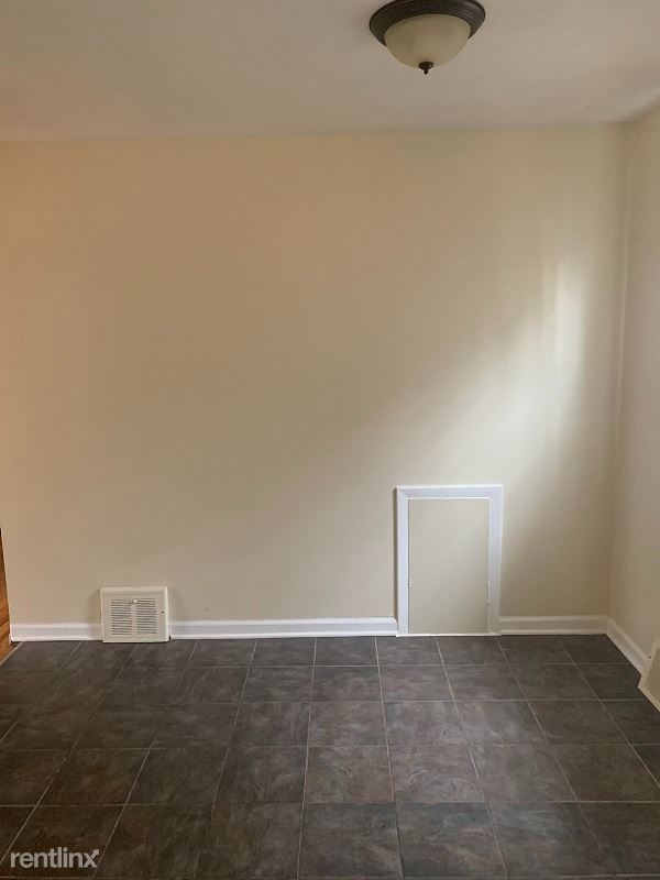 Building Photo - 3 br, 1 bath House - 4361 East 154th Street