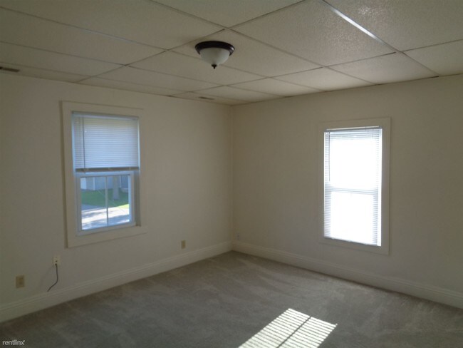 Foto del edificio - 2 br, 1 bath  - 424 E Prairie St #2