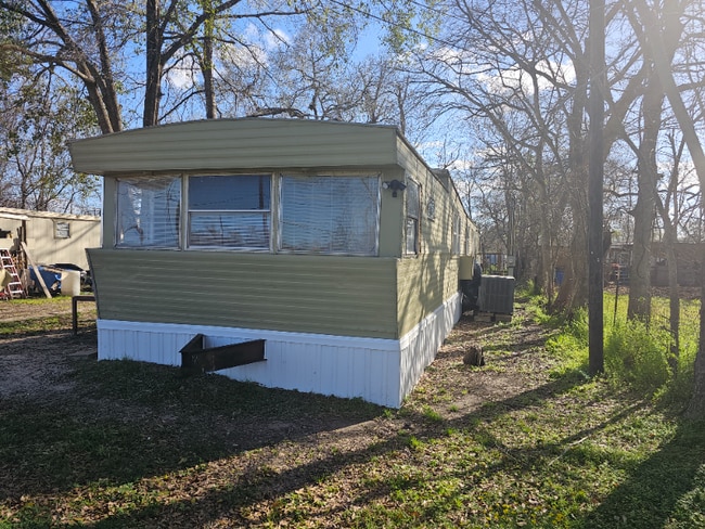 Photo - 5526 Rotan Dr House