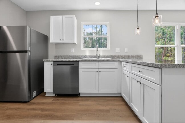 Building Photo - 7036 Tunica St