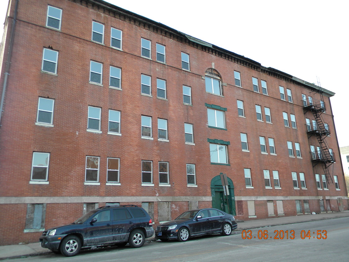 Foto del edificio - 231 E North Ave