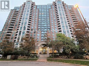 Building Photo - 23 Lorraine Dr