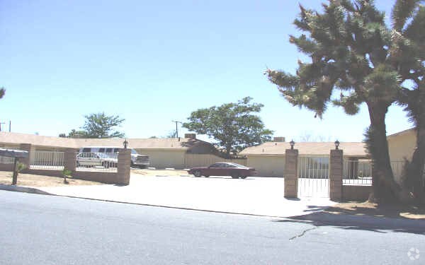 Building Photo - 7428-7434 Cherokee Trl