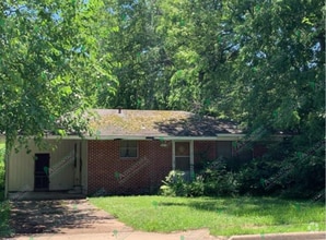 Building Photo - 1423 College Ave