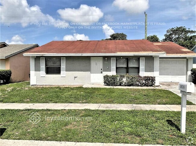 Building Photo - 5926 Ithaca Cir W