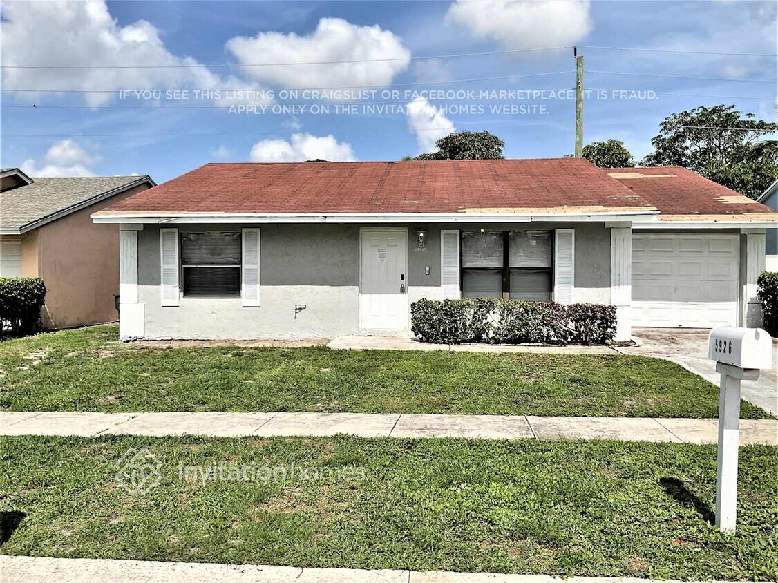 Foto principal - 5926 Ithaca Cir W