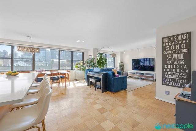 Foto principal - 3 bedroom in NEW YORK NY 10003