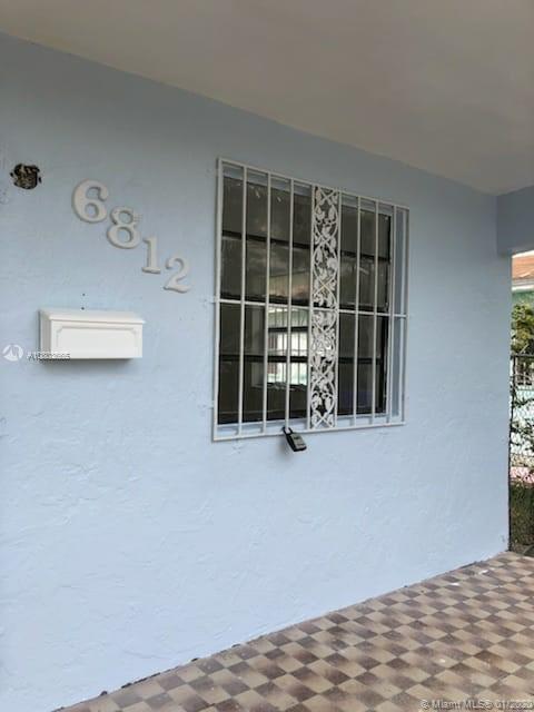 Foto del edificio - 6810 NW 2nd Ave