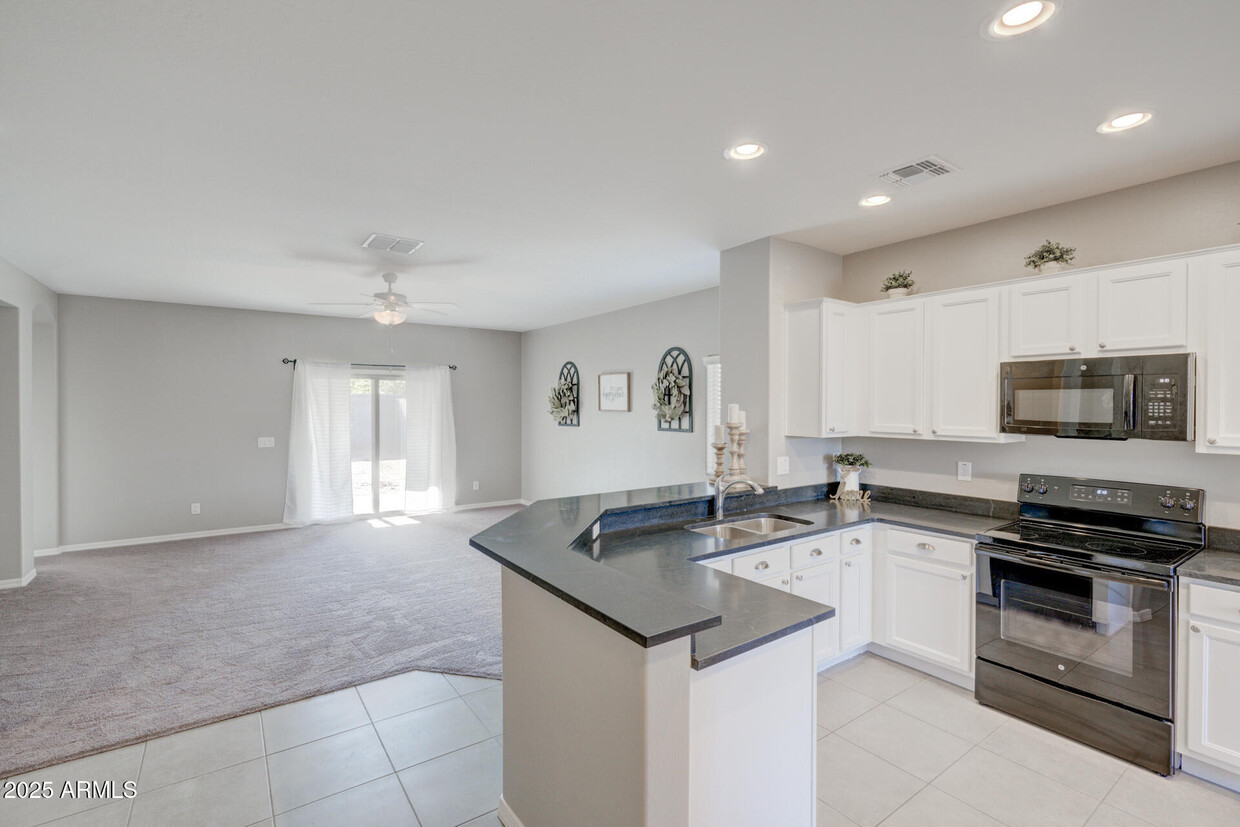 Foto principal - 42027 N Wollemi St