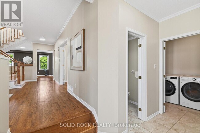 Building Photo - 50 Insmill Crescent